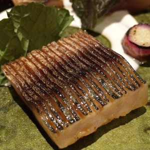 21 Restaurant Gresca Verat lacat amb albergínia